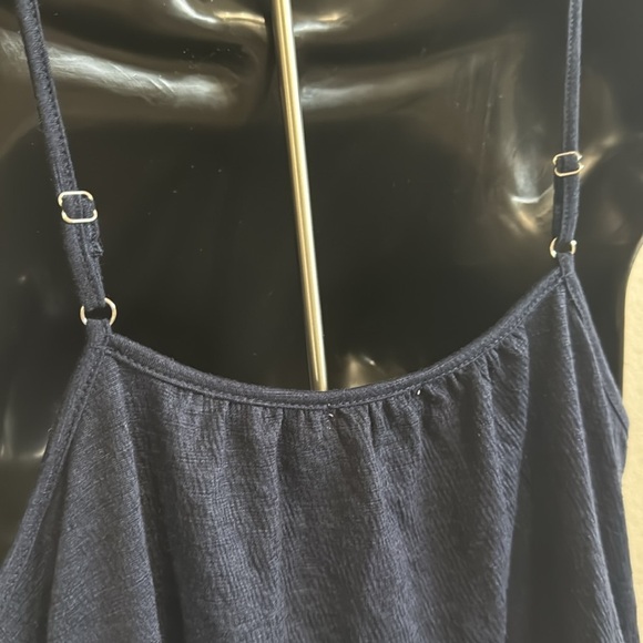 Love On A Hanger Navy Blue Crochet Halter Top Size M New Without Tags - Picture 5 of 8